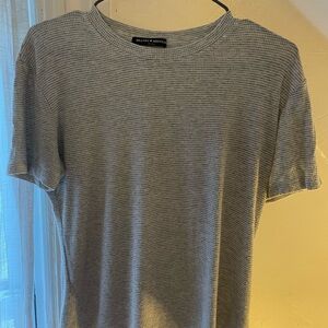 Brandy Melville Gray Short Sleeve Tee